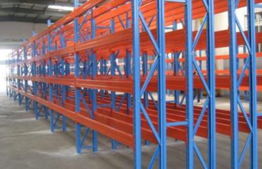 如何有效的避免倉庫貨架防潮